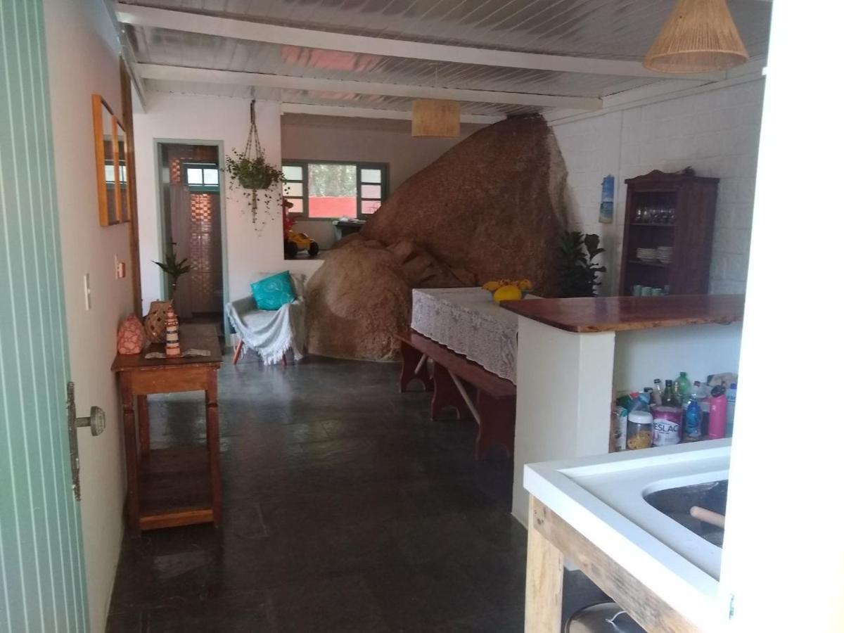 Sossego à 140 m da praia com vista para o mar na Armação da Piedade Governador Celso Ramos Exterior foto